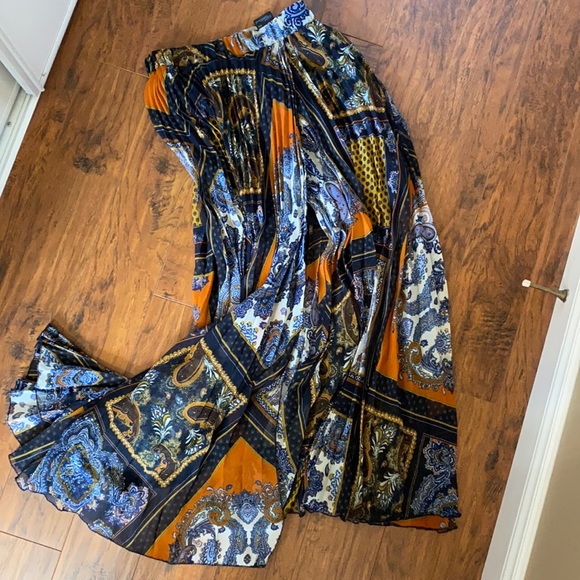 H&M pattern long skirt - Picture 5 of 8